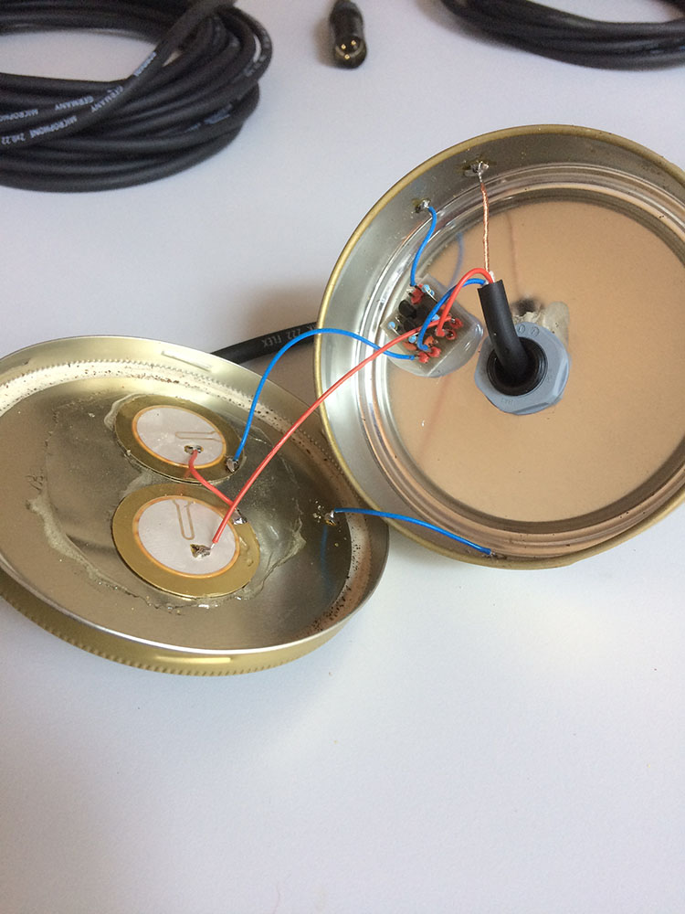 A couple of DIY preamplifiers for piezoelectric elements. r/diysound